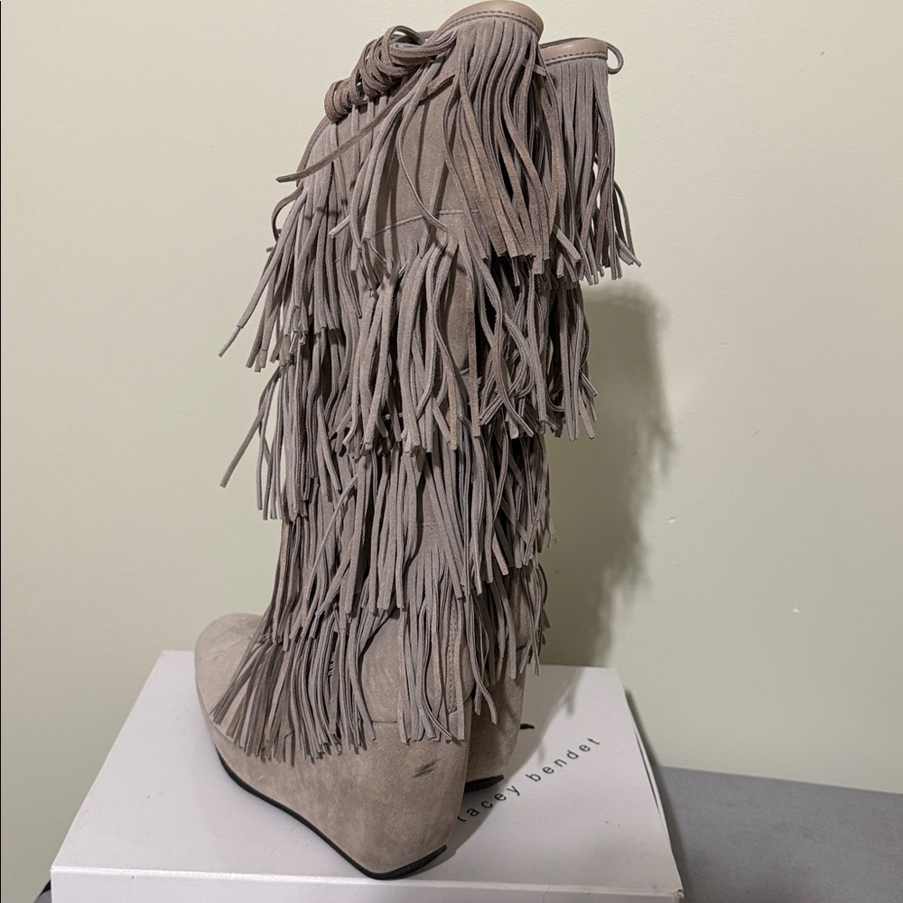 Kelton Suede leather beige fringe tall boots size 37 Made in Italy - Picture 8 of 14